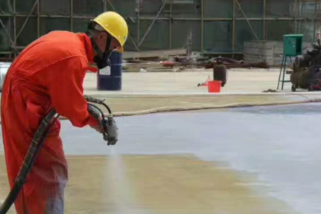 铜川彩色路面喷涂是一种为路面